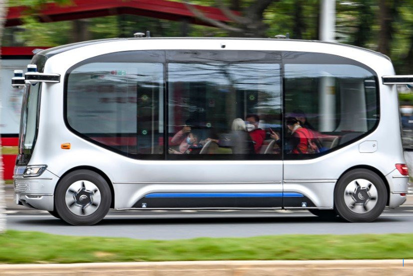 WeRide dan Uber Luncurkan Layanan Robotaxi di Riyadh