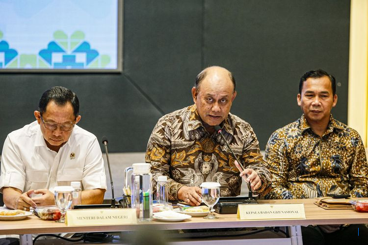 Evaluasi MBG: Masak dengan Sertifikat, Air Pencuci Food Tray Bersertifikasi