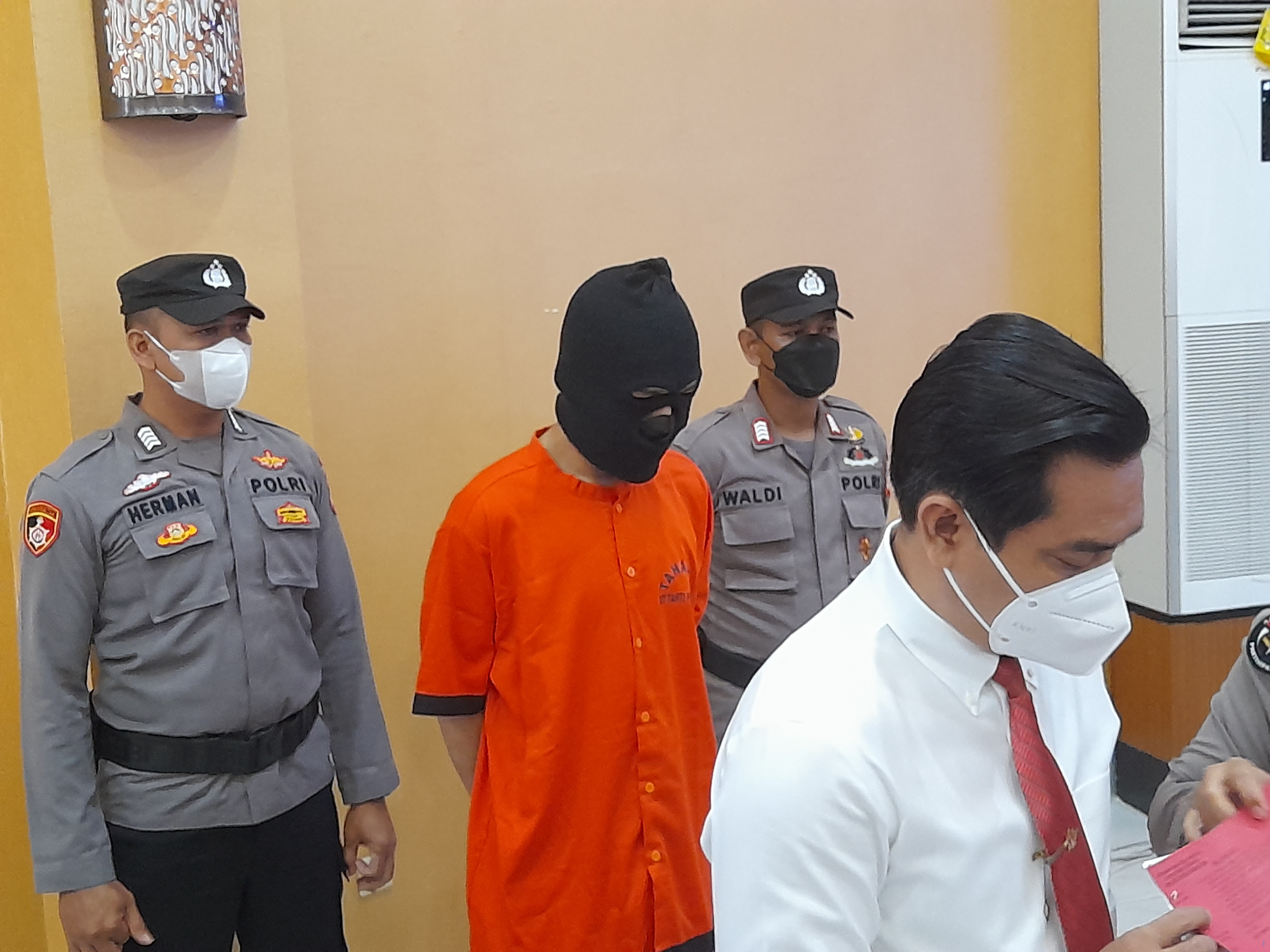 Oknum Polwan Jadi Tersangka Perselingkuhan dengan Anggota DPRD Blitar