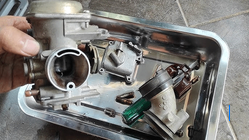 5 Cairan Pembersih Karburator Terbaik, Tarikan Motor Jadi Ringan dan Segar