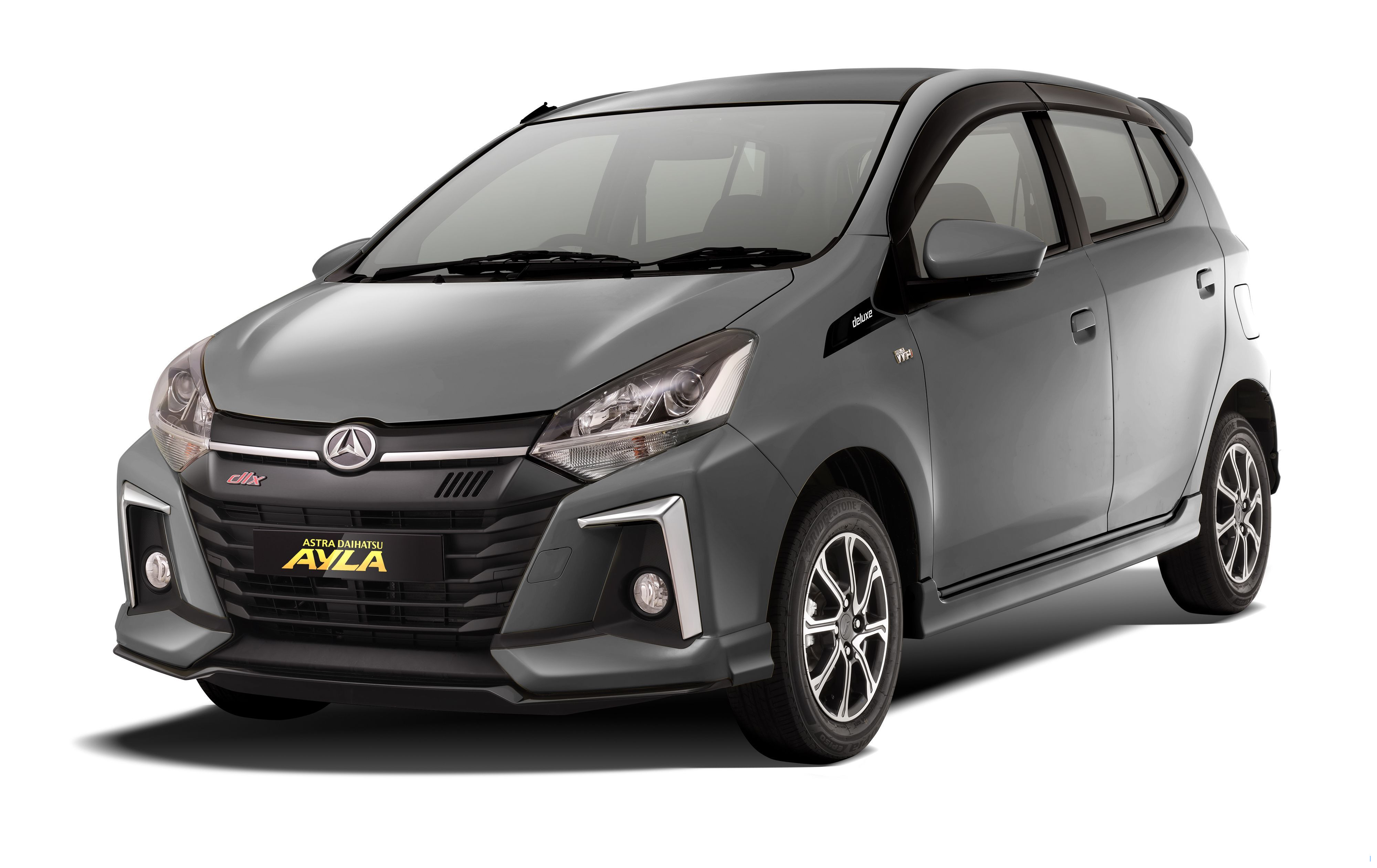 Mobil Lexus Hancur, Pengemudi Tewas Akibat Pohon Tumbang di Pondok Indah