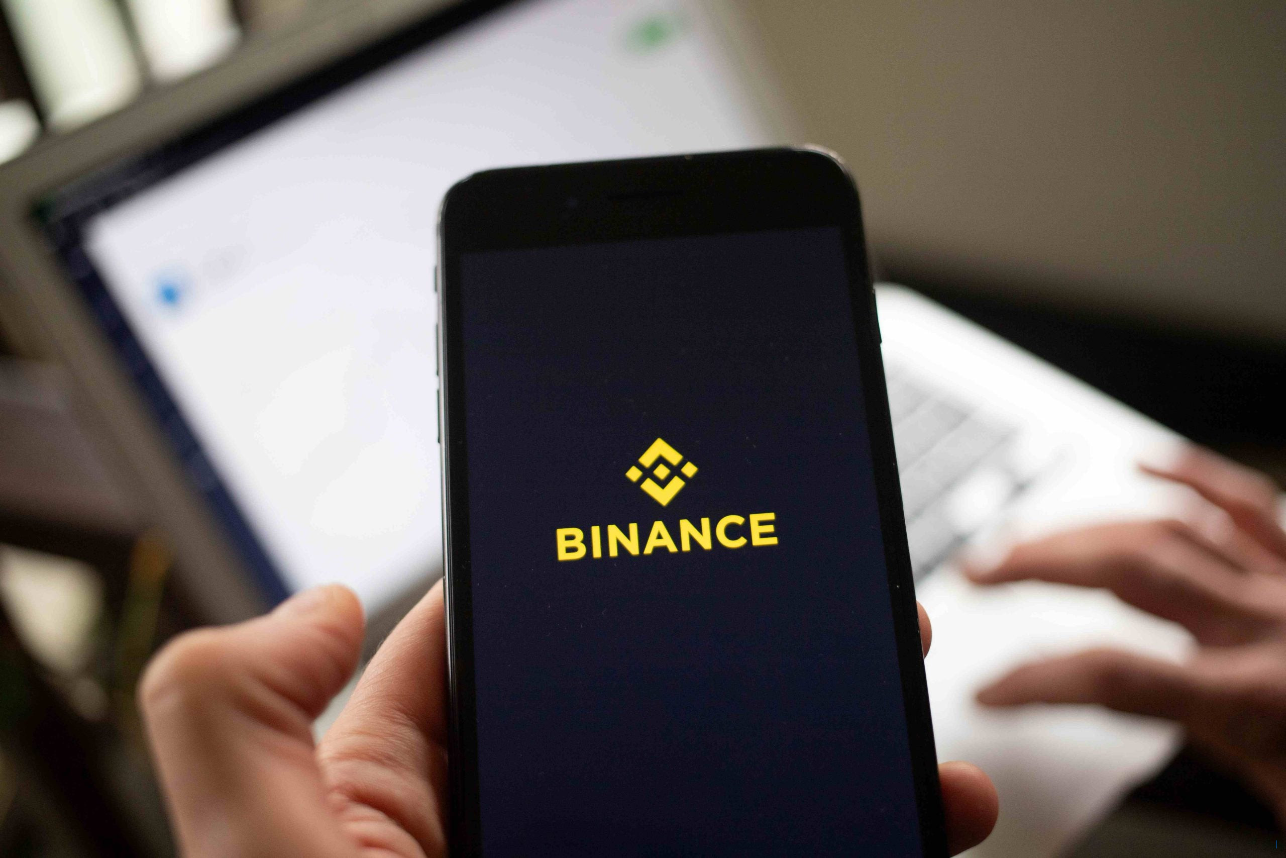 Binance menambahkan penarikan Mastercard instan
