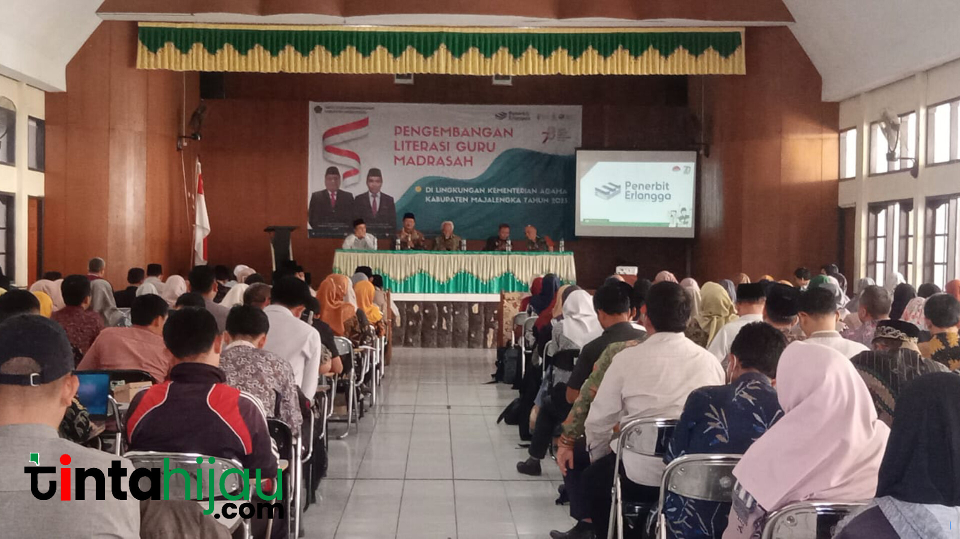 Bimtek Literasi Informasi 2025 Disarpusda Majalengka untuk Guru dan Pustakawan
