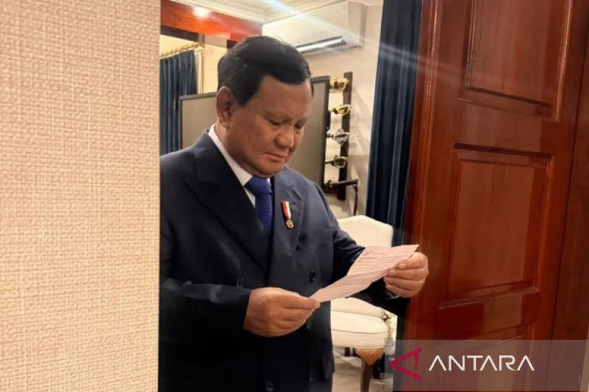 Wajah Presiden Prabowo Saat Membaca Surat Daffa Rasyid