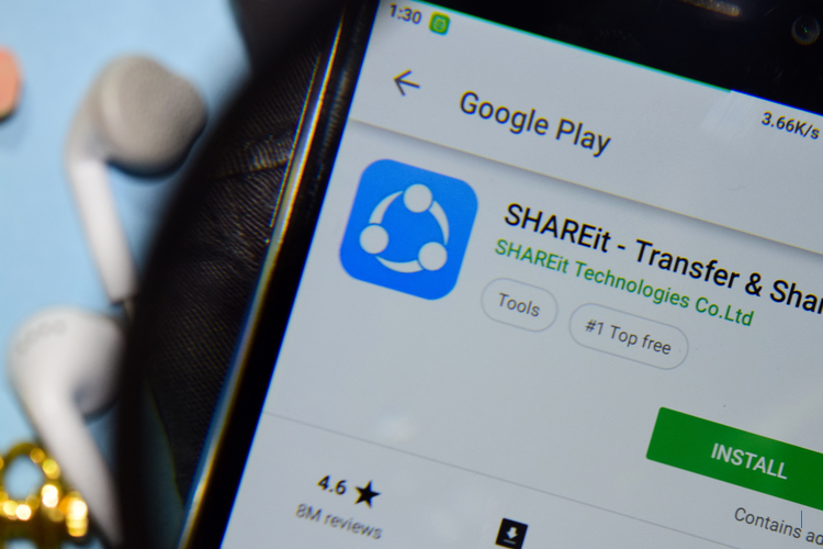 Kisah di Balik Tren DANA: Berbagi Jadi Gaya Hidup Digital