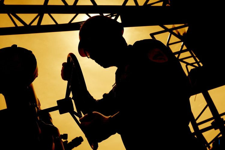 Satu Tahun Berjalan, Kementerian ESDM Tingkatkan SDM dan Ciptakan Ribuan Pekerjaan