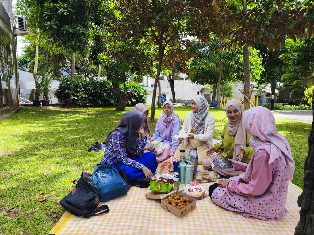 Piknik Tertunda Akhirnya Terlaksana