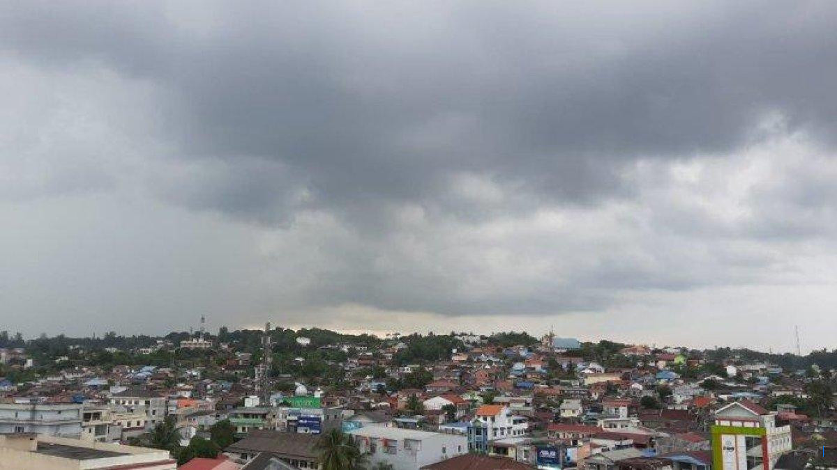 Prakiraan Cuaca Indonesia 24 September 2025: Waspada Hujan Lebat