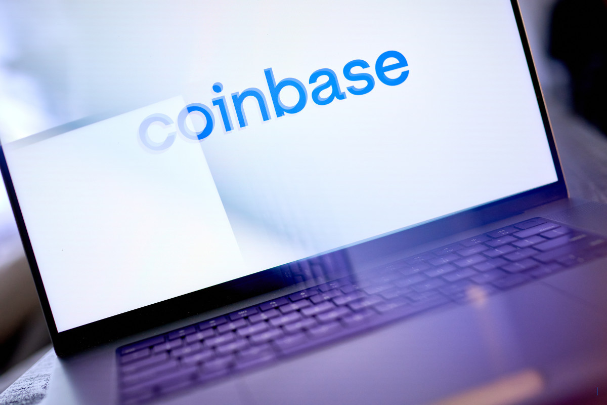 Eksekutif Coinbase menyebut Bitcoin sebagai 'katup pelepas tekanan' selama kejutan akhir pekan, keti