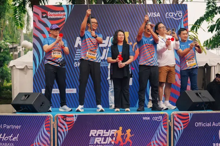 Bank Raya Kolaborasi dengan Visa, Hadirkan Kartu Virtual Debit di Raya Run 2025